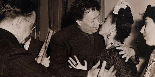 Subastar&aacute;n fotograf&iacute;as de la vida de Diego Rivera