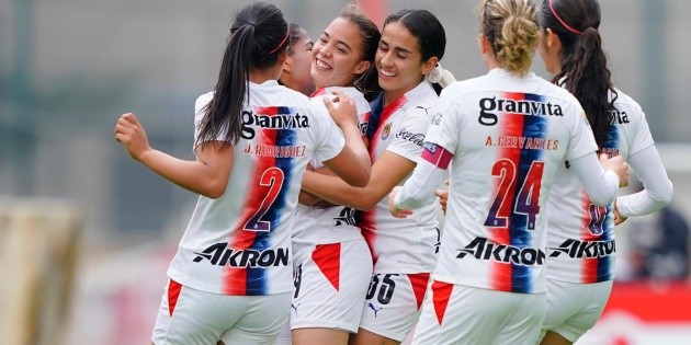 Chivas Femenil saca la ventaja en su visita a Toluca