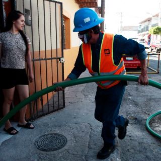 Corte de agua en ZMG: Colonias con pipas gratis del SIAPA para el 8 de mayo