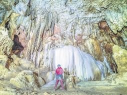 Grutas Chocantes. Sus “cascadas blancas” ofrecen un espectáculo sobrecogedor a los ojos del visitante. ESPECIAL