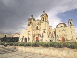 Belleza absoluta. El Templo de Santo Domingo siempre ofrece su mejor rostro a los paseantes. ESPECIAL