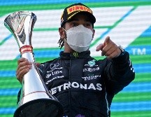 Hamilton empató el récord de Michael Schumacher de seis victorias en el GP de España. AP / E. Morenatti