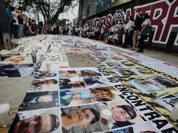 Las madres renovaron el mural y escribieron los nombres de las personas desaparecidas recientemente. EL INFORMADOR / G. Gallo