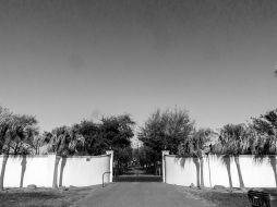 FINCA. En el extremo Norte de McAllen se encuentra otra casa de San Antonio que los fiscales decomisaron como parte de su investigación sobre el exgobernador de Tamaulipas, Yarrington Ruvalcaba. La casa, de 4,300 pies cuadrados en un lote de tres acres, se vendió en una subasta en 2013 por 330 mil dólares. CORTESÍA/TOMAS MUSCIONICO