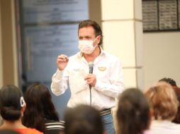 Lemus Navarro reiteró que en su proyecto también se contempla la condonación de pagos a negocios como mercados y Giros A, a fin de recuperar la economía del municipio. ESPECIAL