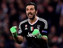 Buffon tiene el récord de partidos jugados con la selección de Italia (176) y en la Serie A (656). AFP / ARCHIVO