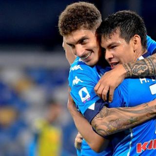 "Chucky" Lozano anota y el Nápoles aplasta al Udinese en la Serie A