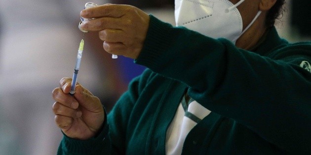 D&iacute;a de la enfermer&iacute;a: Enfermeros, entre los m&aacute;s contagiados de COVID-19 en el sector salud en M&eacute;xico