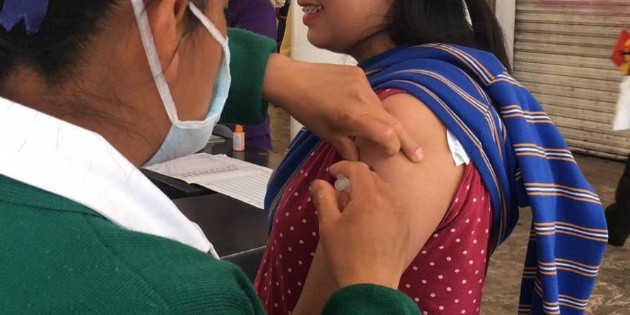 COVID-19: Pfizer busca aplicar en M&eacute;xico vacuna a menores de 12 a 15 a&ntilde;os