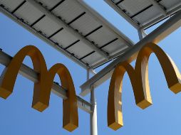 El incremento, que se extenderá sobre varios meses, se aplicará en un 5% de los locales de la cadena en Estados Unidos que ocupan a 36 mil 500 empleados. AP / ARCHIVO