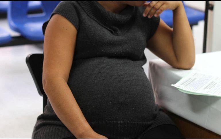 El pasado 11 de mayo el Gobierno de México anunció el inicio de  vacunación para mujeres a partir de nueve semanas de embarazo. EL INFORMADOR / ARCHIVO