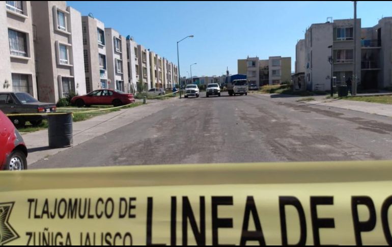 La mujer era de piel morena clara, complexión delgada, estatura media y vestía playera negra y un sostén blanco. ESPECIAL