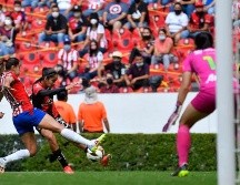 Chivas mantuvo su postura ofensiva hasta el final del encuentro, pero el gol no pudo llegar. IMAGO7/L. Barba