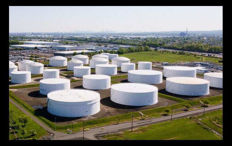 El FBI acusó el lunes a 