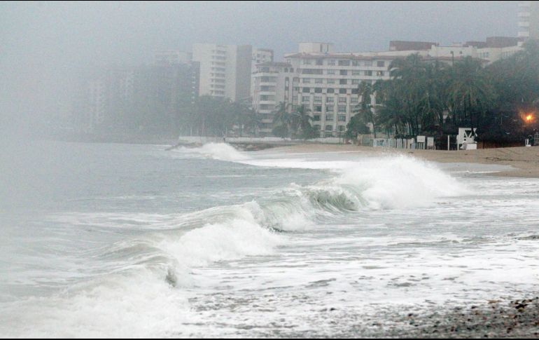 Entre los 15 y 19 sistemas que espera en el Atlántico, entre 8 y 11 serán tormentas tropicales, 4 o 5 huracanes de categoría 1 o 2, y de 3 a 4 huracanes de categoría 3 a 5. EFE/ U. Ruiz