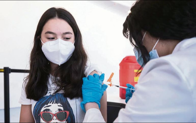 VALIENTE. Millones de adolescentes entre 12 y 15 años recibirán su vacuna en Estados Unidos.