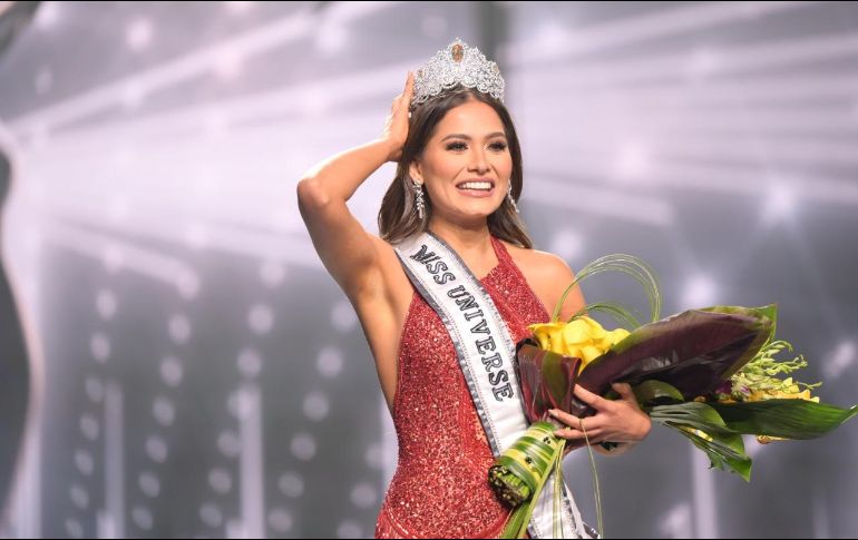 ANDREA MEZA. Se convierte en la tercer mexicana en obtener la corona de Miss Universo, a 11 años de que la tapatía Ximena Navarrete la ganara. EFE//Miss Universe