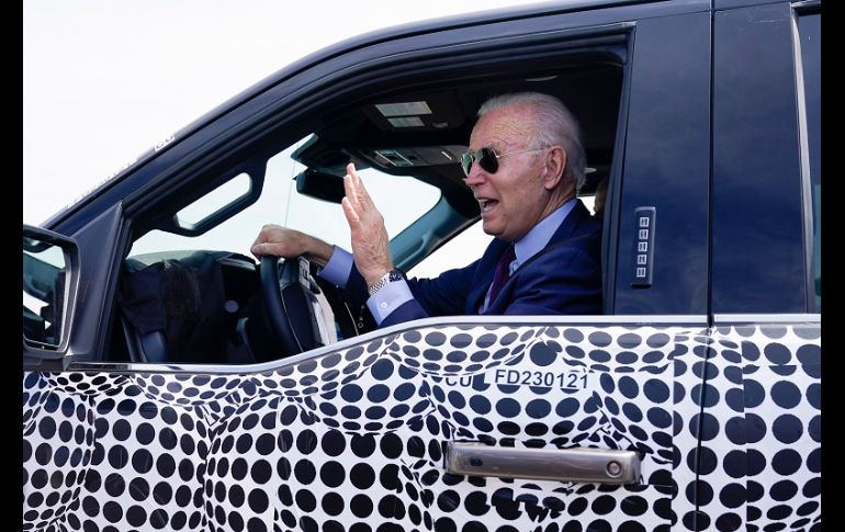 Joe Biden es hijo de un vendedor de coches y su afición por los vehículos es conocida por todos. AP/E. Vucci