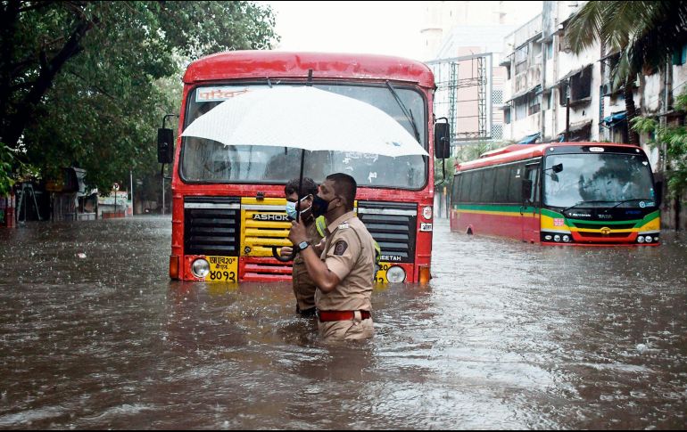CICLÓN. India ha evacuado a miles personas por el fenómeno “Tauktae”.
