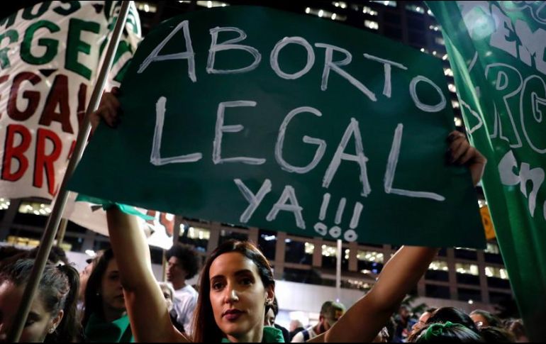 El aborto continúa dividiendo fuertemente a Estados Unidos, y constituye un poderoso instrumento para movilizar a los votantes de derecha. EFE/ARCHIVO