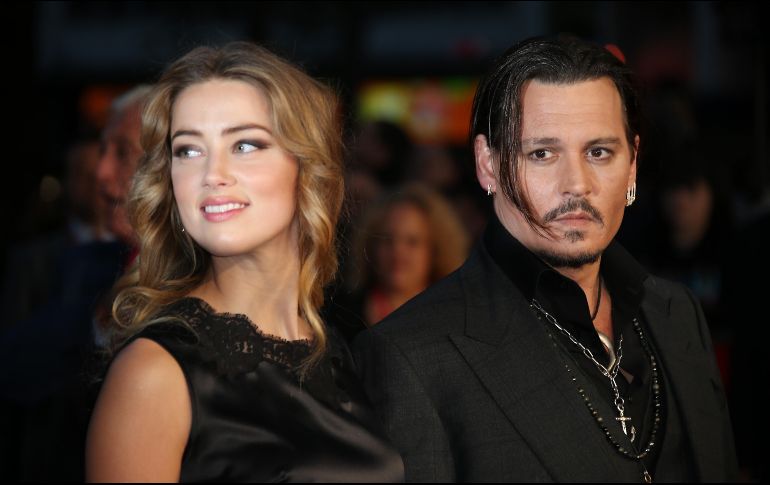 Johnny Depp y su exesposa entrando a la premier de 