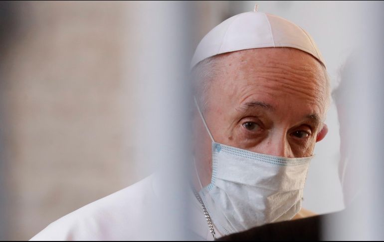 El Papa Francisco critica a los sacerdotes que bendicen armas y explicó que la guerra supone la 