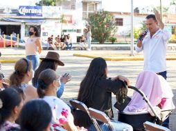El candidato se reunió este jueves con líderes de Villas de Nuevo México, Valle de los Molinos y Parque Real. ESPECIAL