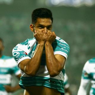 Santos, con un pie en la final