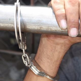 Ladrón muere al ser sometido; procesan a hombre que participó en el hecho