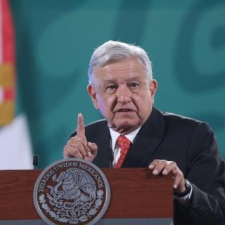 AMLO descarta reelección de Alejandro Díaz de León para Banxico