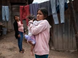 En Metlatónoc, de 19 mil habitantes, un 94.3% carece de servicios básicos en sus viviendas, y 58.7% tiene dificultades para alimentarse. AFP/P. Pardo