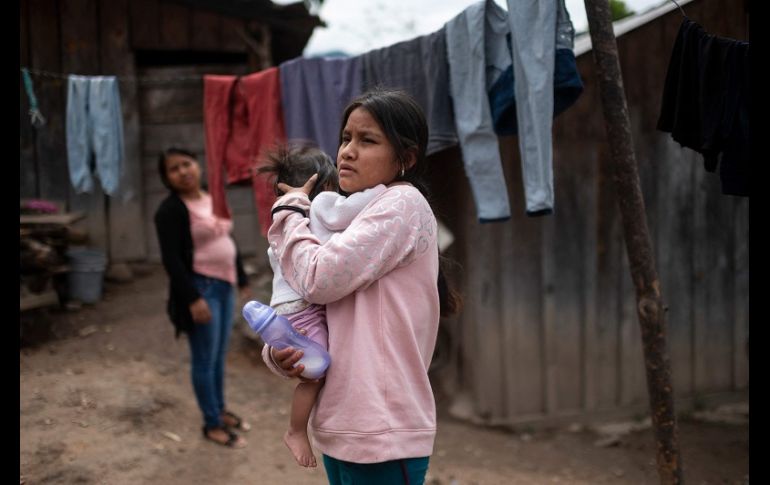 En Metlatónoc, de 19 mil habitantes, un 94.3% carece de servicios básicos en sus viviendas, y 58.7% tiene dificultades para alimentarse. AFP/P. Pardo