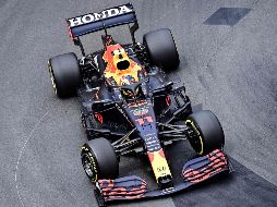 Aunque Pérez sabe que lo importante que es la clasificación en Mónaco, dijo, ''trataremos de hacer el mejor trabajo posible para recuperarnos mañana''. AFP / A. Isakovic