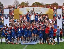 El Tepatitlán FC coronó un gran semestre y el festejo no para, ya que han ganado el trofeo de Campeón de Campeones. Imago7