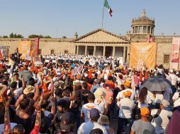 A las cinco y media de la tarde, la explanada ya comenzaba a llenarse. EL INFORMADOR/S. Blanco
