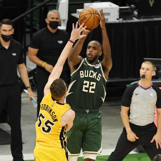 Bucks y Mavericks pegan primero a Heat y Clippers