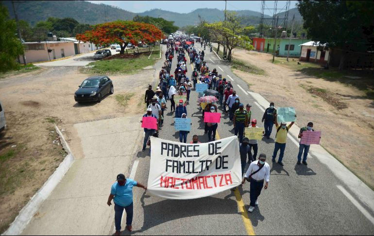 En la manifestación de la semana pasada, 250 estudiantes realizaron bloqueos de vías de comunicación en Tuxtla Gutiérrez. SUN / ARCHIVO