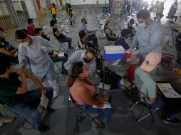 Autoridades estatales implementaron este registro para evitar largas filas como ocurrió en las primeras jornadas de vacunación. EL INFORMADOR / ARCHIVO