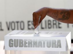 El próximo 6 de junio, más de 93 millones de mexicanos están llamados a las urnas para elegir a los 500 diputados federales, 15 de 32 gobernadores, 30 congresos locales y mil 900 ayuntamientos, en lo que se consideran los comicios más grandes de la historia de México. EFE / ARCHIVO