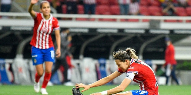 ¡Noche amarga! Chivas cae ante Tigres en la ida de la final de la Liga ...