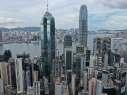 Hong Kong es uno de los pocos lugares del mundo que pudo asegurar suficientes dosis para su población, pero la desconfianza en el gobierno y la desinformación en las redes sociales han provocado un bajo nivel de vacunación. AFP / P. Parks
