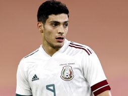 Desde hace una semana, Martino había adelantado que, de no estar listo para jugar, no mantendría a Raúl Jiménez en el listado. EFE/R. Van Steen