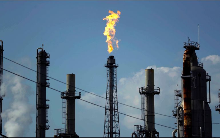 Hace días se informó sobre la compra de la refinería Deer Park, de Shell, por la que se pagará 600 MDD. AP / ARCHIVO
