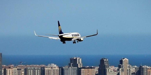 Advierten de consecuencias para el turismo mexicano tras baja en grado a&eacute;reo