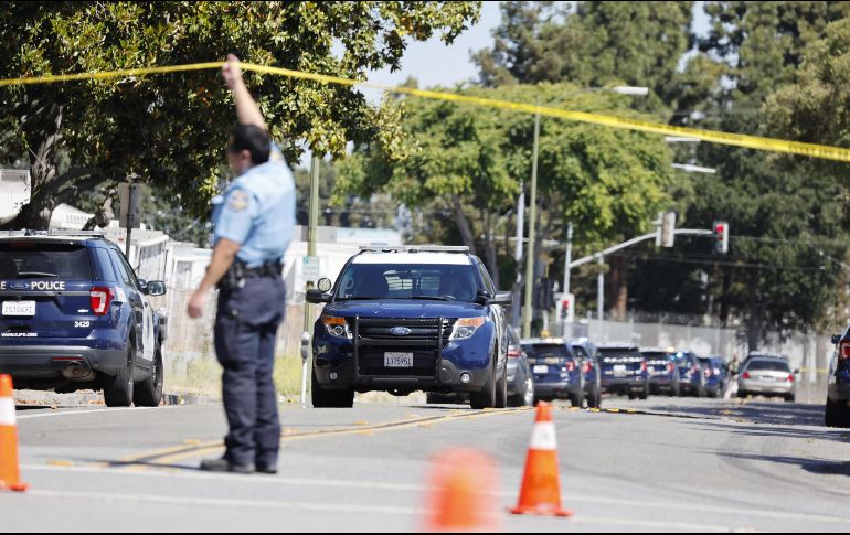 El tiroteo ocurrió en el patio de maniobras que la Autoridad del Transporte del Valle de Santa Clara tiene en el centro de San José. EFE / J. G. Mabanglo