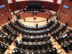 Entrevistados afuera del recinto, senadores y diputados del PAN y el PRI acusaron 