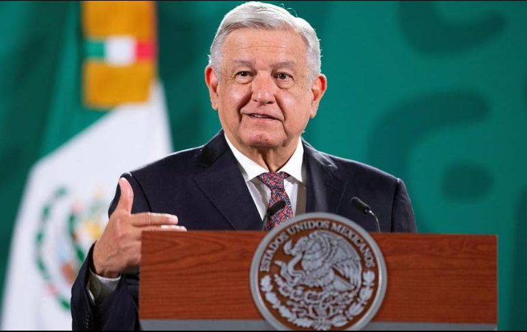 Durante la sesión pública no presencial, y por unanimidad de votos, se determinó que el evento de AMLO sí violó la Constitución. EFE/Presidencia de México