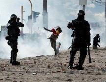 Duque pide investigar violencia contra policías también. EFE/M. Dueñas