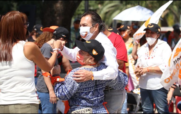 Vecinos solicitaron mayor vigilancia en la zona, mejoramiento en servicios públicos como alumbrado y atención al arbolado. TWITTER/@PabloLemusN