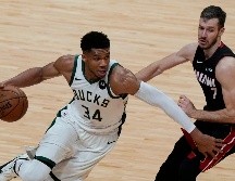 Los Bucks podrían finiquitar mañana la serie y avanzar a las Semifinales del Este. AP/M. Lavandier